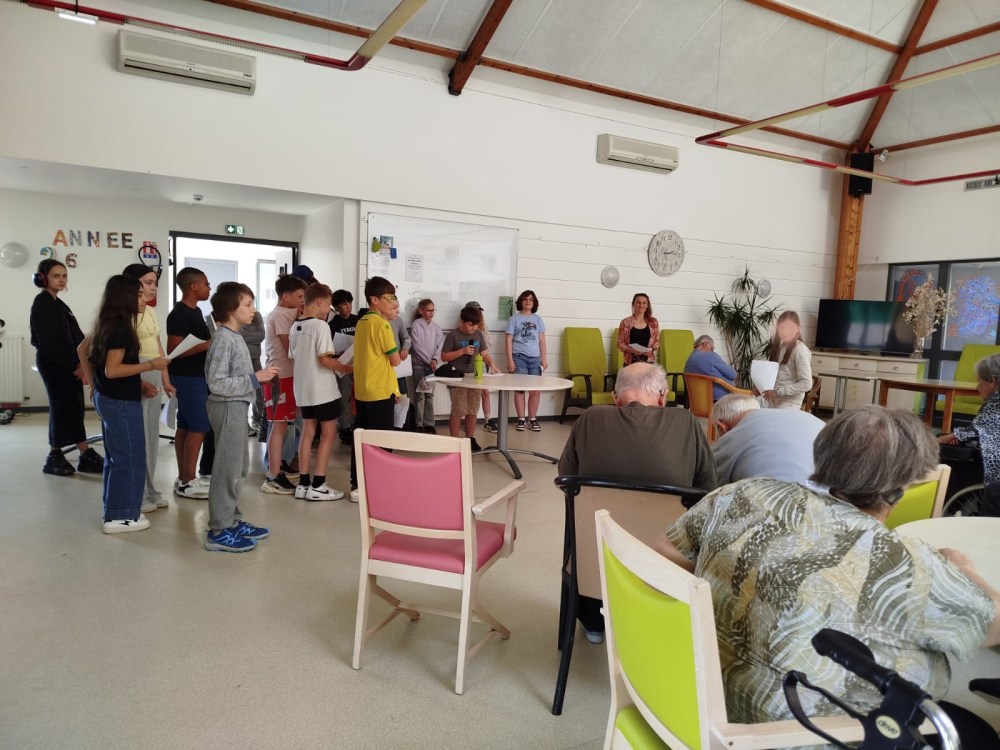 Lecture de poèmes à l’Ehpad Les Mariniers